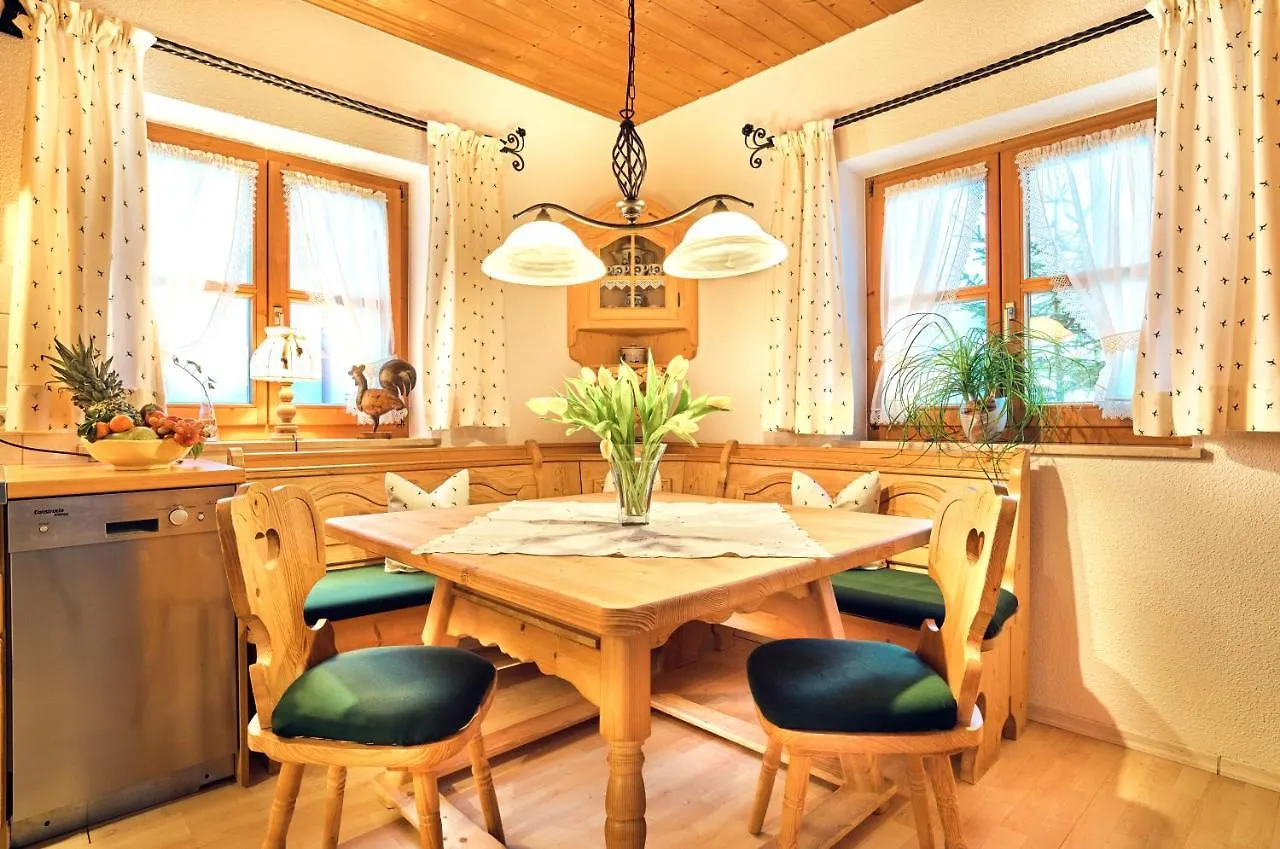 Apartment Wohlfuehl-Ferienwohnungen Kirchberger Bodenmais