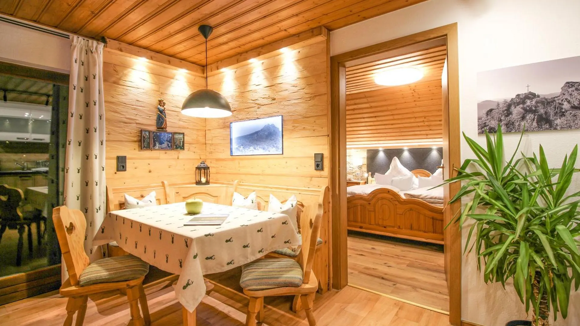 Apartment Wohlfuehl-Ferienwohnungen Kirchberger Bodenmais